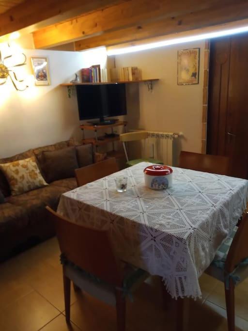 Loft Sotto Il Vulcano, Con Posto Auto Privato Zafferana Etnea Luaran gambar